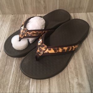 Vionic Tide II Brown Leopard